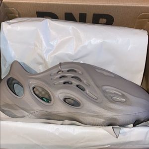 Yeezy Foamrunners